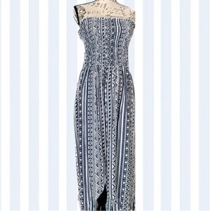 New High-low Maxi Navy and White Print Dress size large Salty Lemon brand NWT